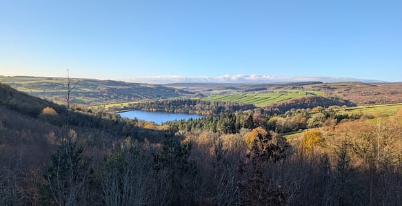 A Quiet Loop from Bradfield: My Autumn Walk Around Agden Reservoir